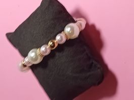 armband mit künstliche perlen,,,weiss und gold,,,glanzig