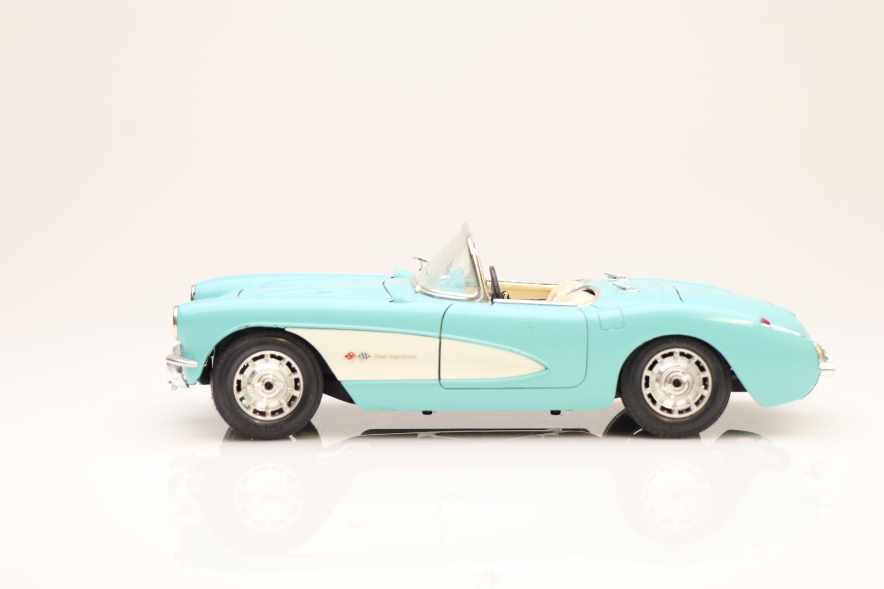 Chevrolet Modellautos: Burago Chevrolet Modellauto 1/18 – Gebraucht aus Ried (Muotathal) von Modellbahn.swiss 2