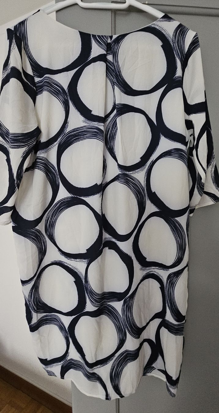 Vestiti: Magnifique robe La Fée Maraboutée Blanc/bleu – Usato da Yverdon-les-Bains venduto da van_dq65 5