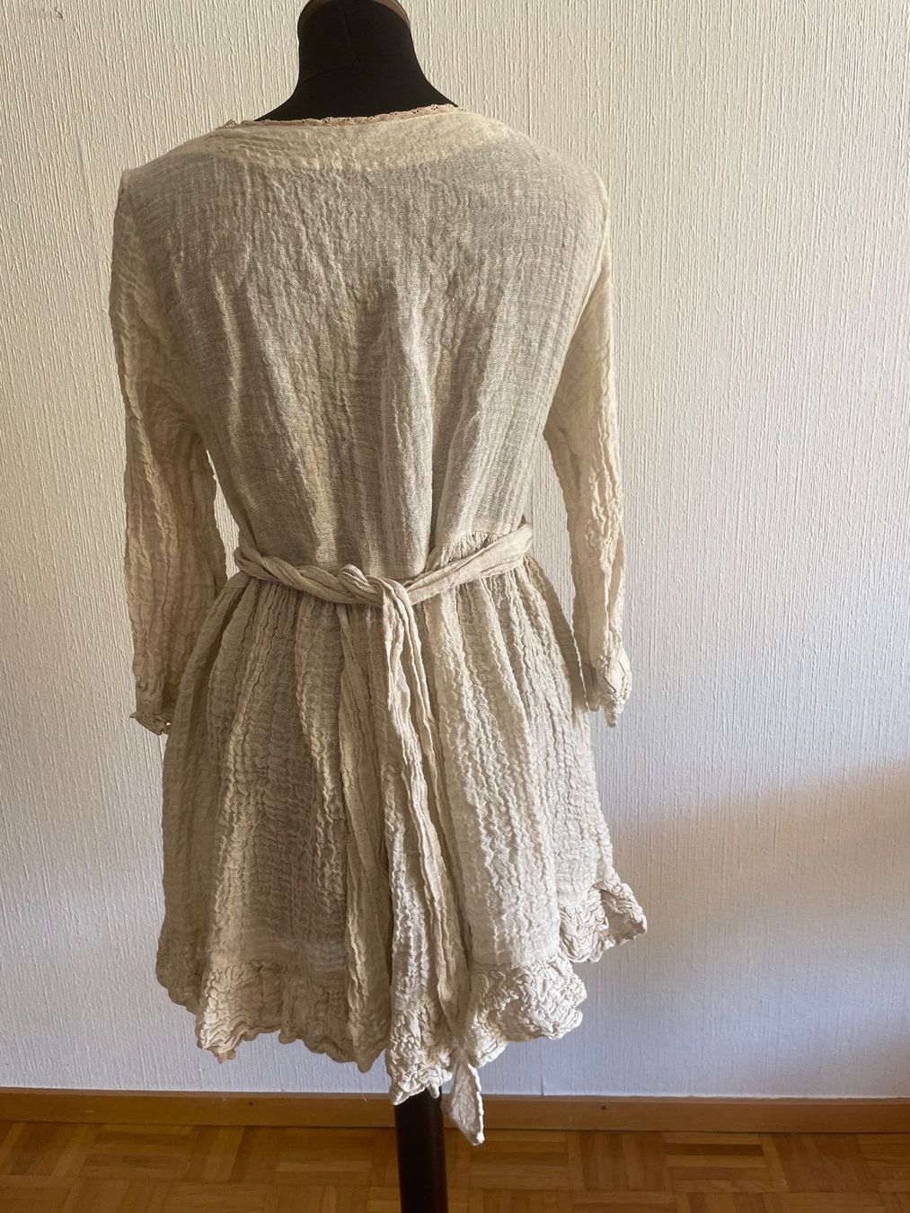 Vestiti: Robe portefeuille en lin – Usato da Vevey venduto da chr_5pvx 2