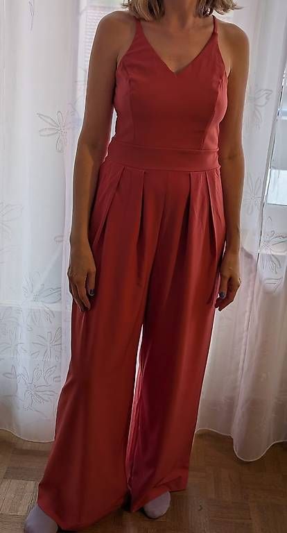 Tute: Jumpsuit 2 farbig Grösse M blau und rot – Usato da Münchenbuchsee venduto da Bussistyle 3
