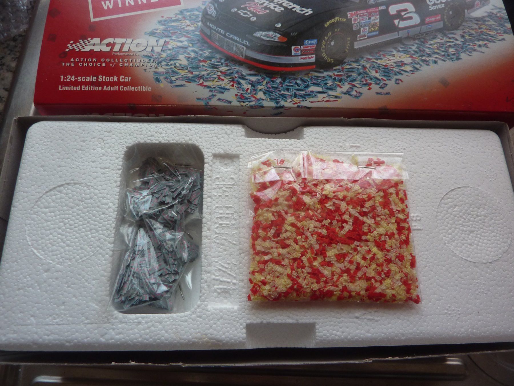 Nascar Modellautos: NASCAR  3 – Neu und originalverpackt aus Balsthal von bouteliee 1