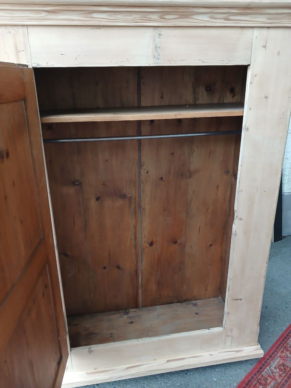 Armadi: Tannenholz Schrank  – Usato da Hagenbuch ZH venduto da bromaer 3