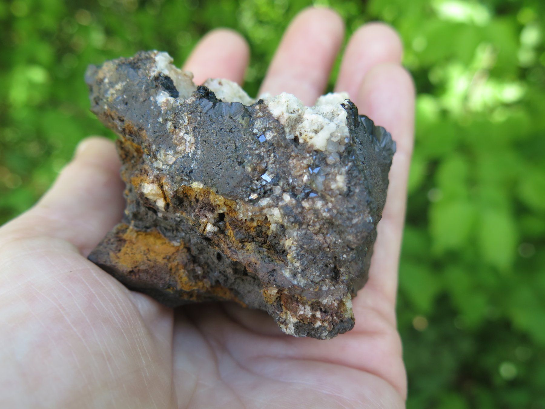 Minerali & Pietre curative: Goethit - Glaskopf Quarz – Usato da Schaffhausen venduto da Yamakana51L8736OQ8 7