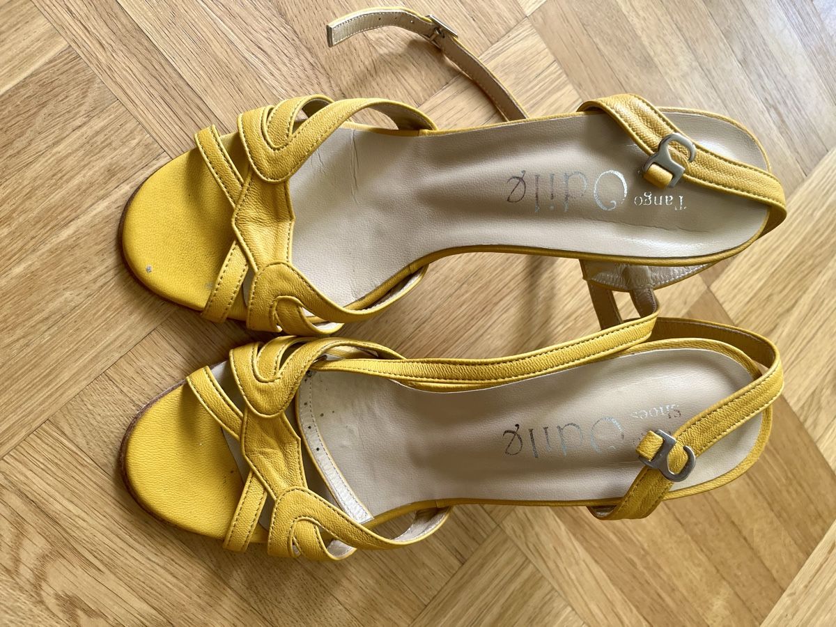 Scarpe da donna: Tango Shoes Odile – Usato da Zurich venduto da pin_bhs8 2