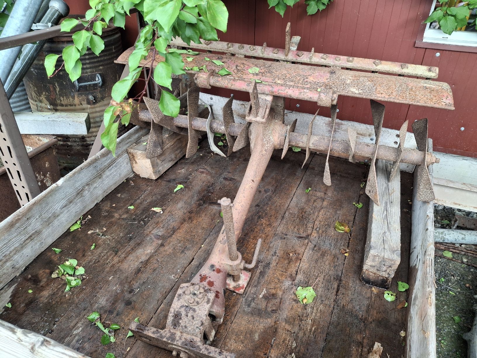 Bucher Tutte le macchine: 5 Bucher KT 10 mit anbaugerätte – Difettoso da Alt St. Johann venduto da iderf27 3