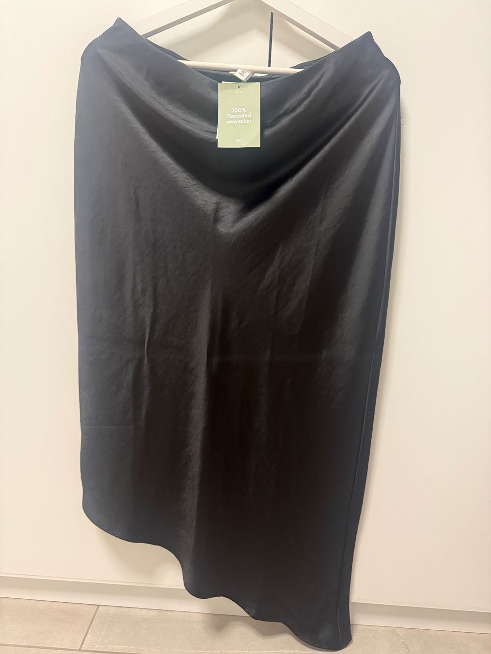 H&M Röcke: Asymmetrischer Rock – Gebraucht aus Wohlen AG von _A.G_