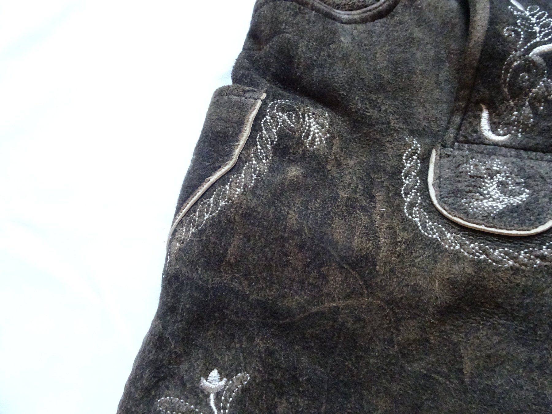 Pantaloni: Traumhaft schöne Lederhose – Usato da martina venduto da Tignuppa 4