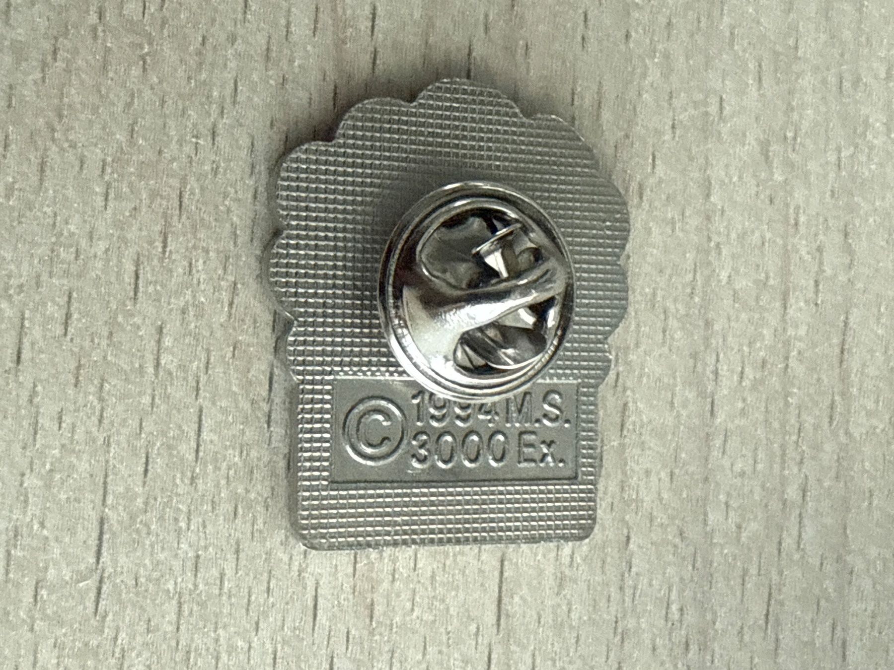 Placchette & Badge: Pin Kinderheim "Auf dem Gellert" – Usato da Glattbrugg venduto da Schweigmatt 1
