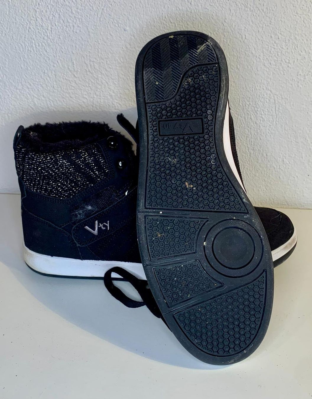 Damenschuhe: Winterschuhe gefüttert – Gebraucht aus Münchwilen TG von Caroline_T. 1
