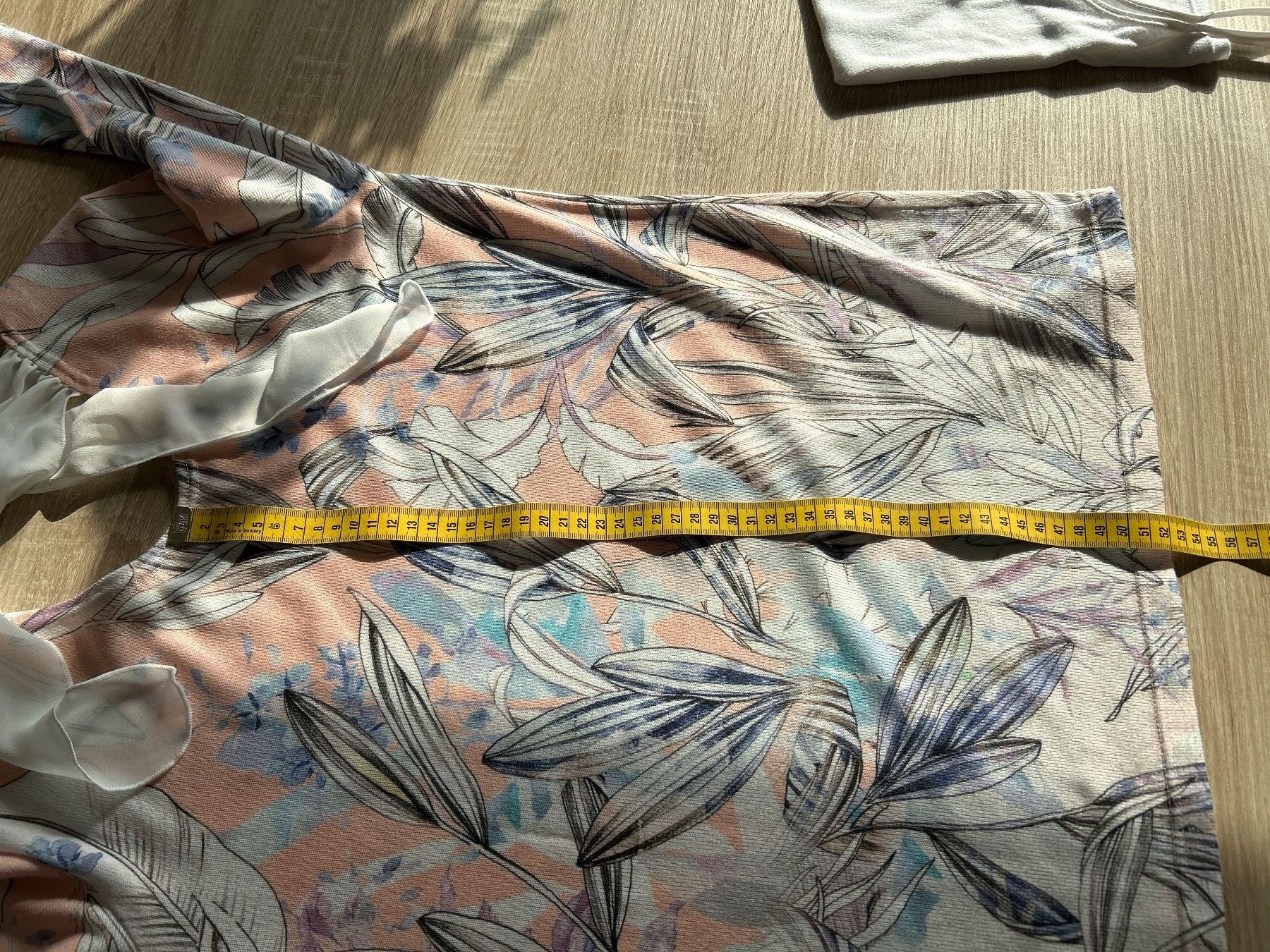 T-shirt: 3/4 Arm Shirt lachsfarbig mit Blumenmuster – Usato da Brunnen venduto da Nala2929 6