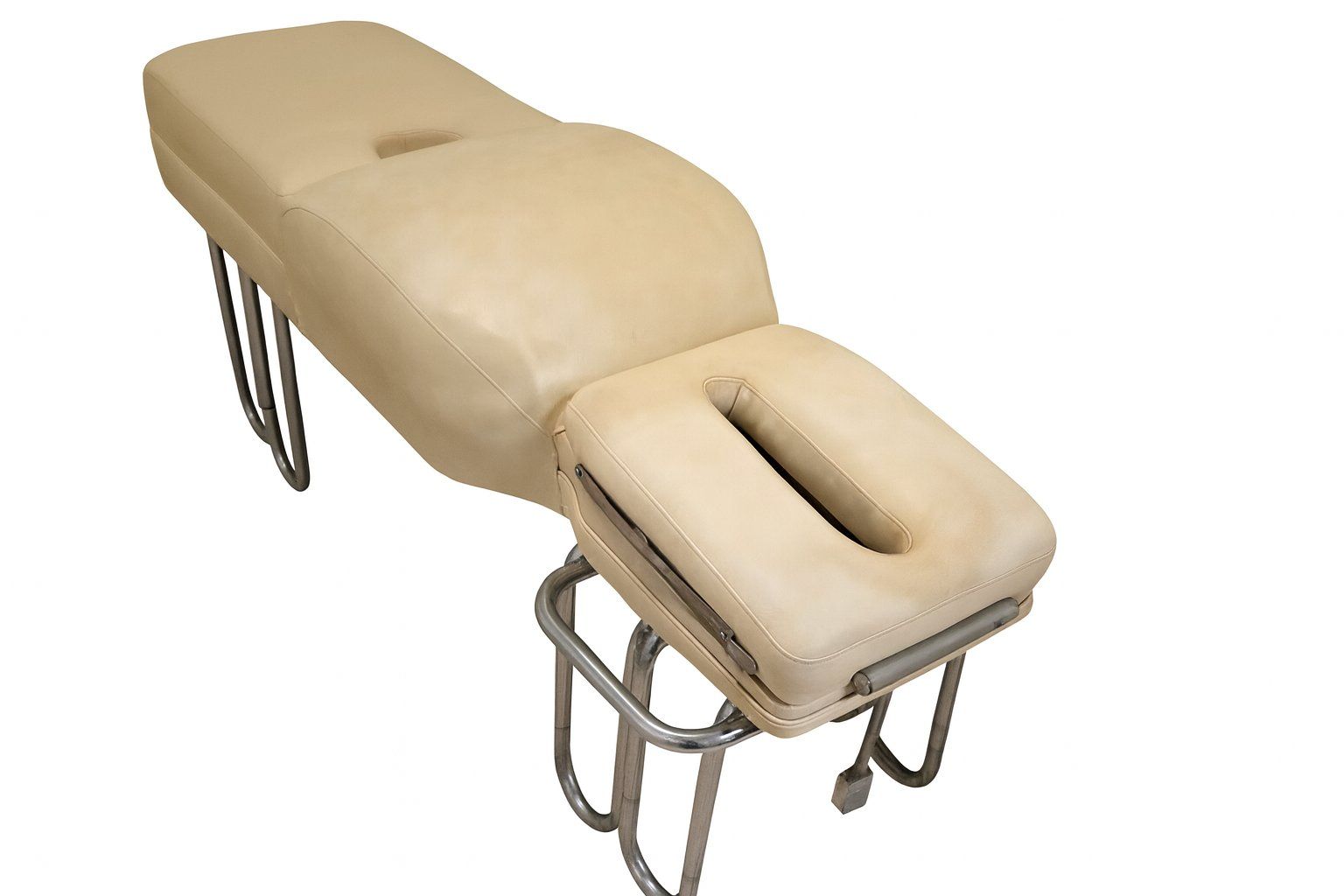 Liegen & Liegestühle: Älterer Massageliege / Behandlungsliege Lederauflage – Gebraucht aus Flums von Flumsantik 1