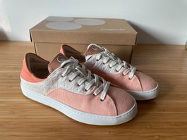 Damen-Sneakers Angarde Gr. 38 NEU