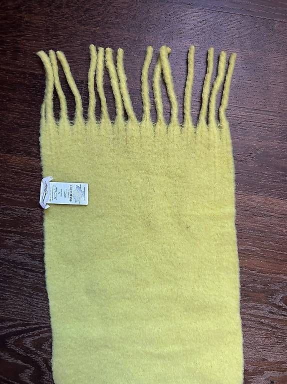 Foulard & Sciarpe: American Vintage Schal Neu – Nuovo (secondo la descrizione) da Zürich venduto da sho_9b69