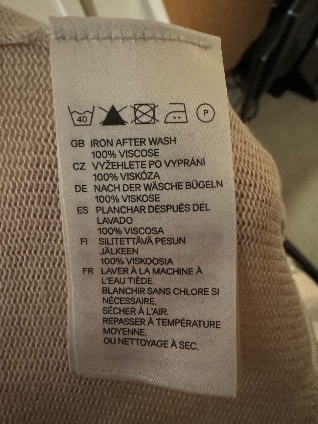 Maglioni & Felpe: Cardigan beige/rohweiss Gr. L – Usato da Abtwil SG venduto da ale2002 3