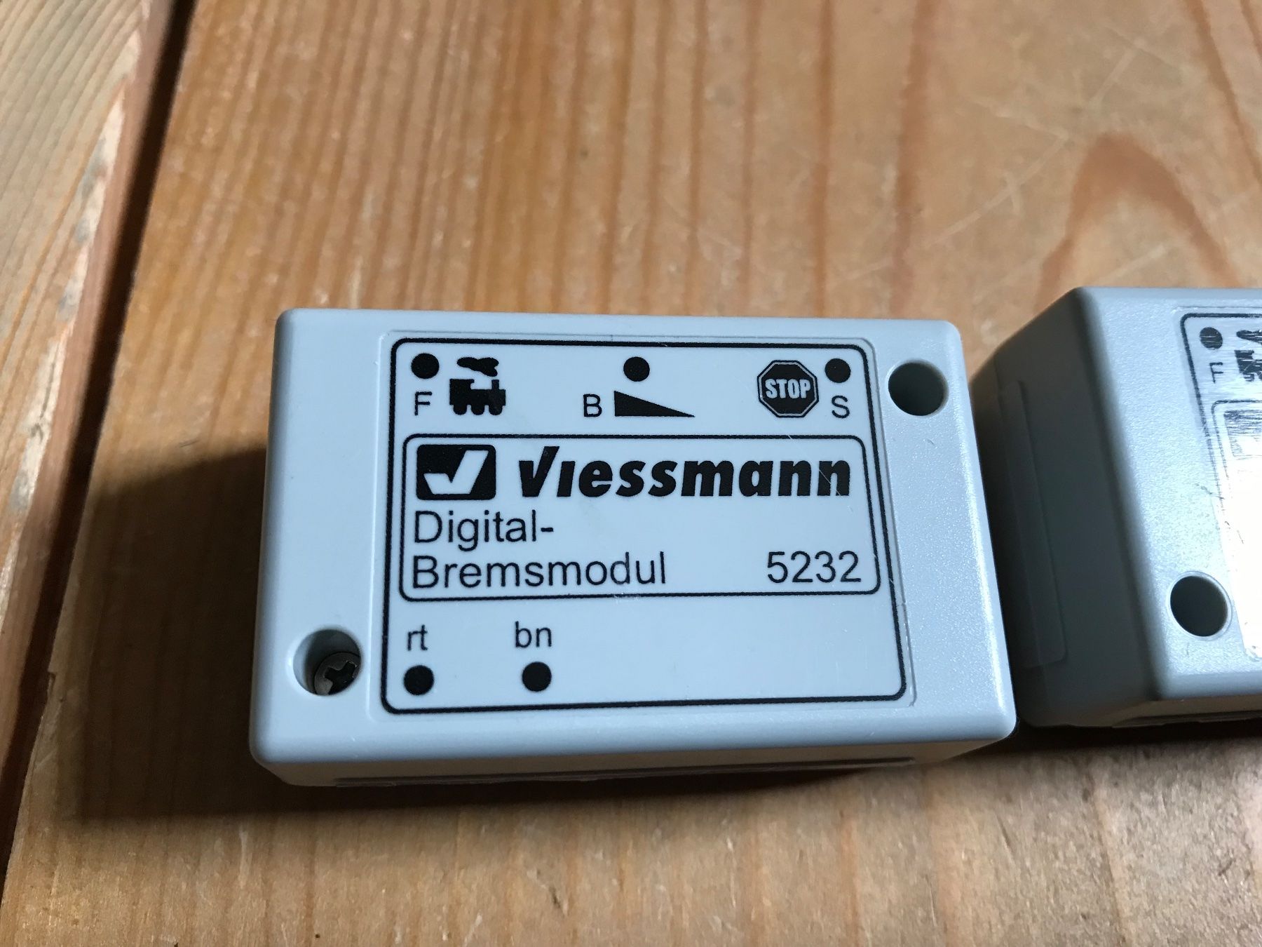 Viessmann Modelleisenbahnen: viessmann 2 x 5232, bremsmodule – Gebraucht aus Liestal von  1