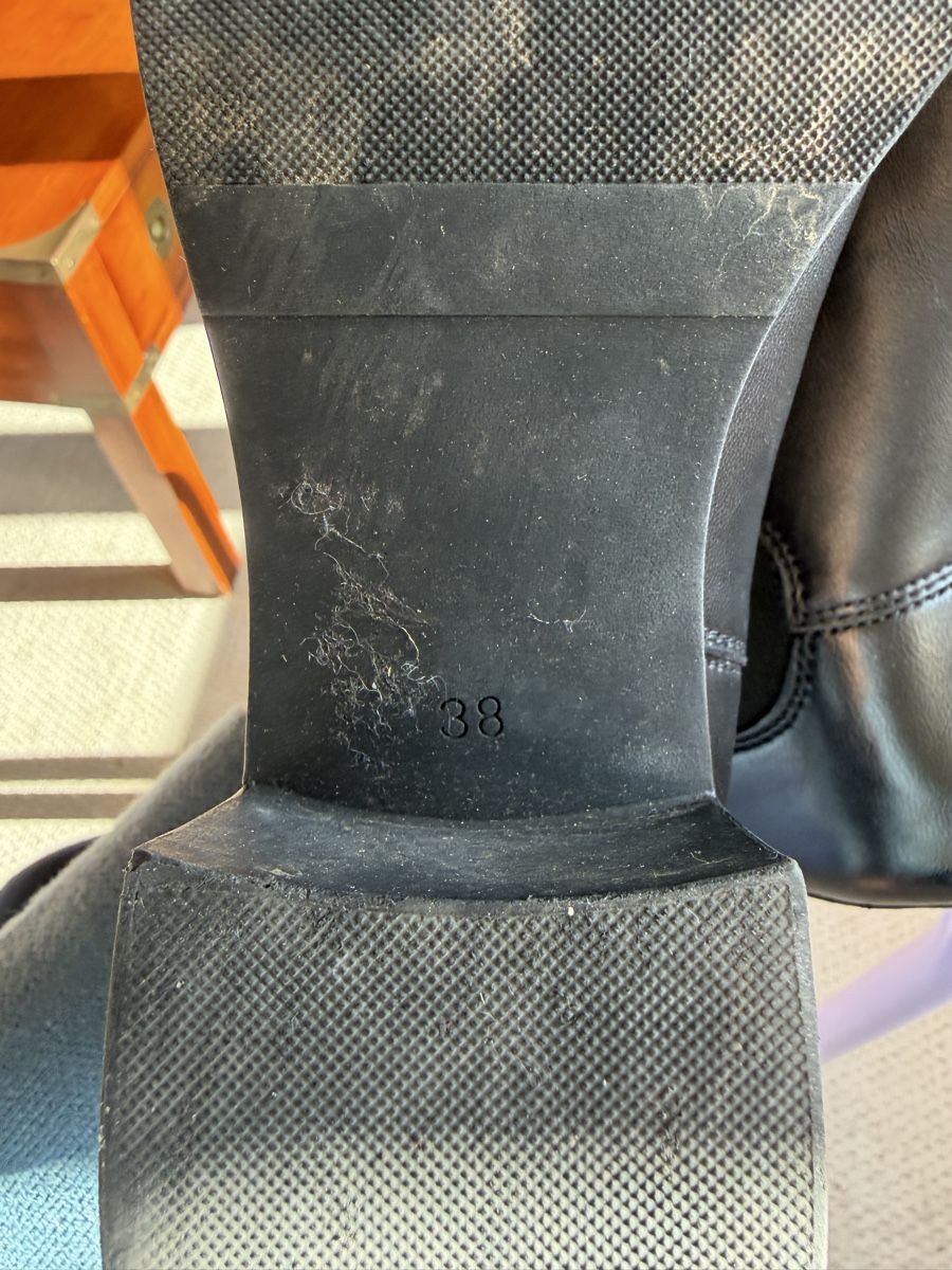 Scarpe da donna: Leather Ankle Boots, Size 38, Black – Usato da Genève venduto da jud_xrl8 5