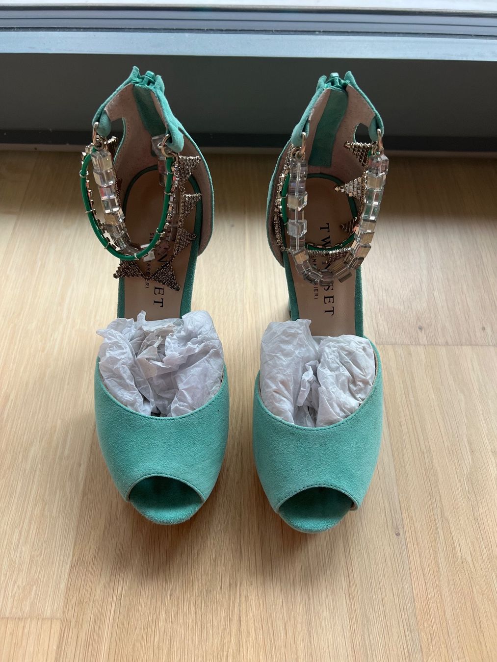 Scarpe da donna: Sandale mit Absatz – Nuovo (secondo la descrizione) da Dübendorf venduto da fadrinli