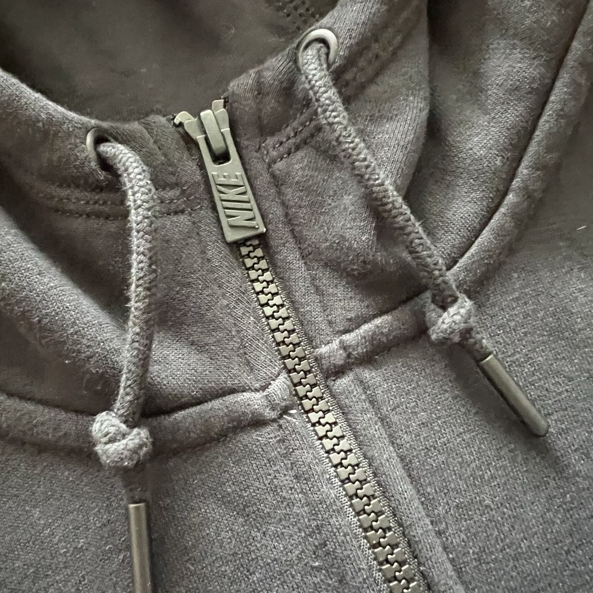 Nike Maglioni & Felpe: Nike Zip Up Pullover schwarz Grösse XL – Nuovo (secondo la descrizione) da St. Gallen venduto da ome_g8v2 2