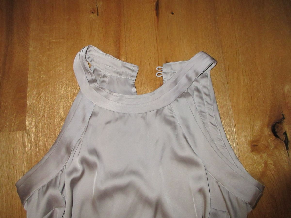 Blusen: Schickes Beiges/Graues Satin Top  – Neu (gemäss Beschreibung) aus Chur von noe_mh8b 1