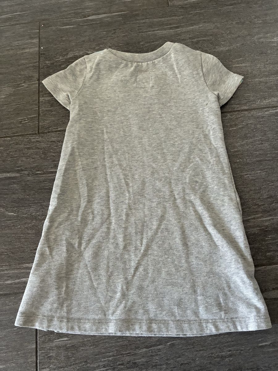 Gap Vestiti & Gonne: Mädchen Kleid GAP grau Pailletten Grösse XS – Usato da Muhen venduto da Sally203 1