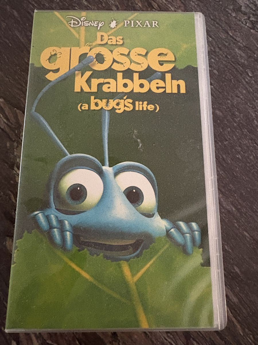 Toutes les VHS: VHS das grosse krabbeln NEU – Neuf (Voir description) à Herzogenbuchsee par warrior77