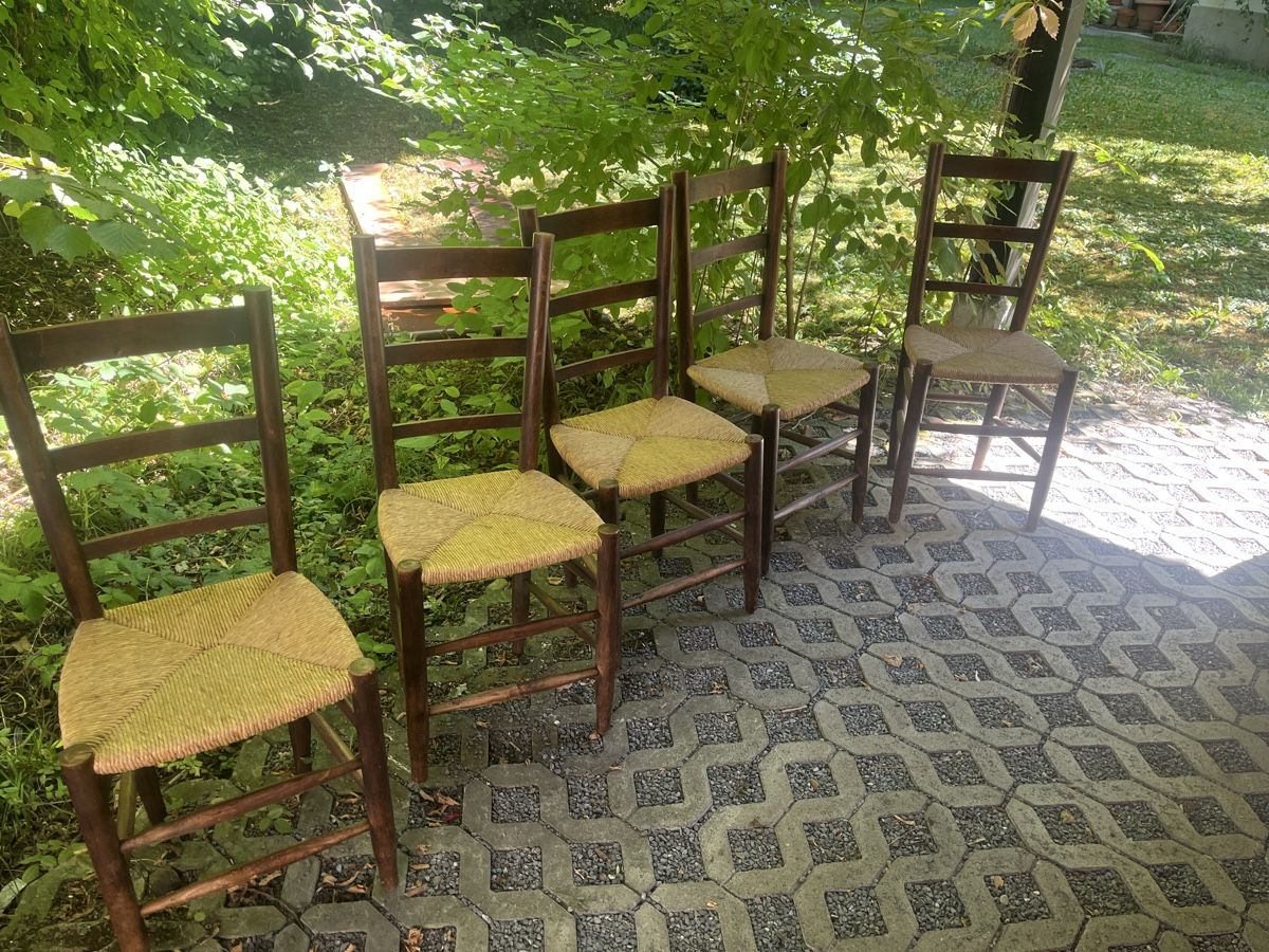 Sedie: 5 alte Tessiner Stühle – Usato da Wiesenberg venduto da swissantik