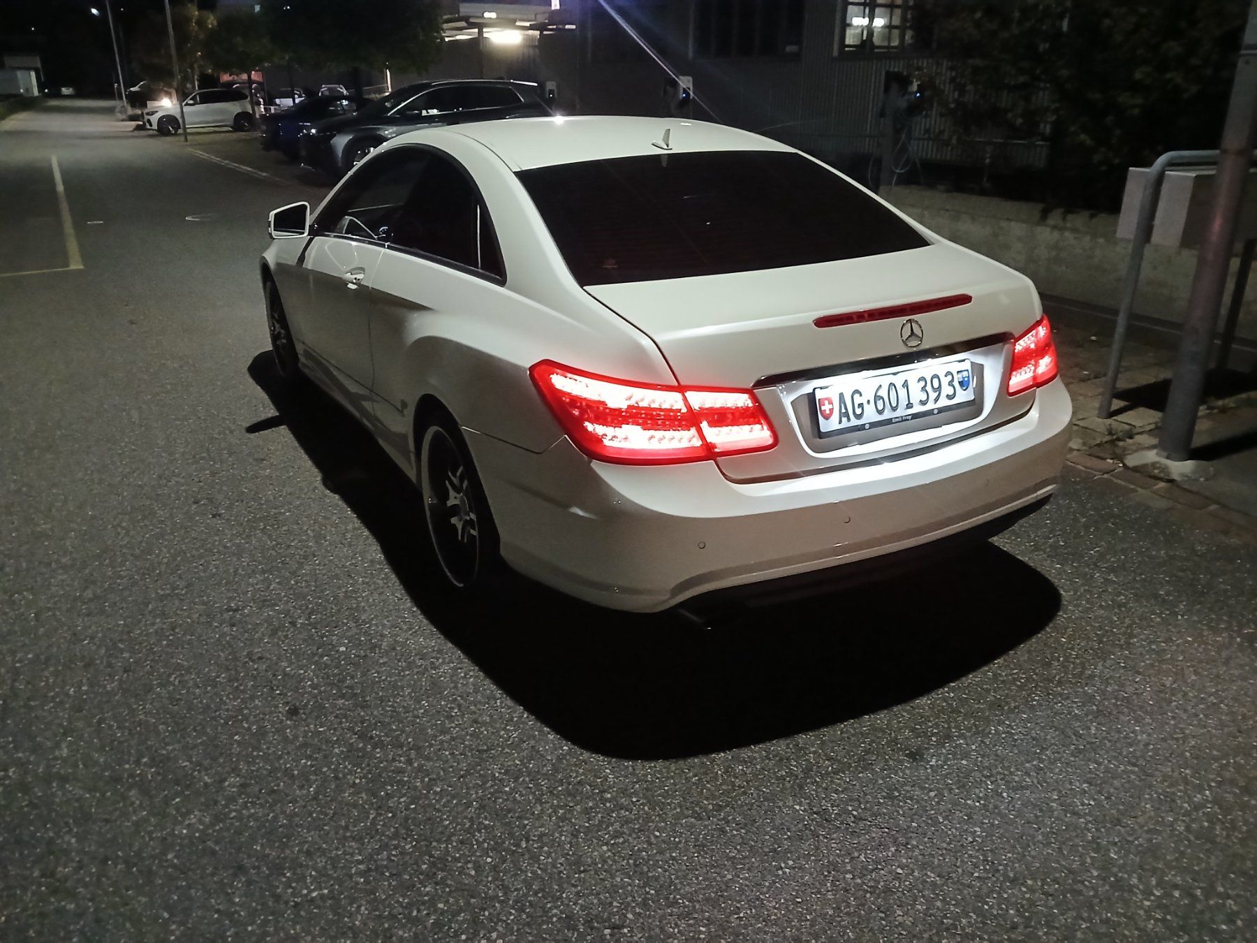 Mercedes-Benz Autos: Mercedes-Benz E 200 Coupé BlueEFFICIENCY – Gebraucht aus Schönenwerd von dom_npd2 3