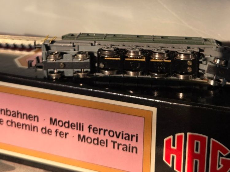 Hag Modelleisenbahnen: HAG SBB Re 4/7  Nr. 800 – Gebraucht aus Arni AG von bruno1951 7