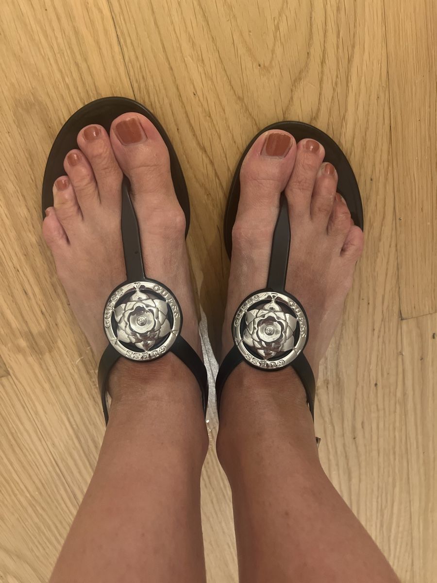 Guess Scarpe da donna: Sandalen Guess – Usato da Zürich venduto da sabri810