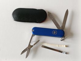 Super Petit Couteau suisse Victorinox classic bleu Neuf