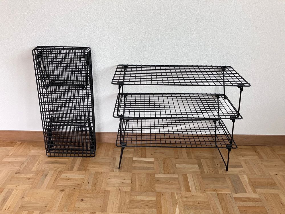 IKEA GREJIG Schuhregal Grau – Stapelbar, Platzsparend & Klappbar (58x27x17 Cm)