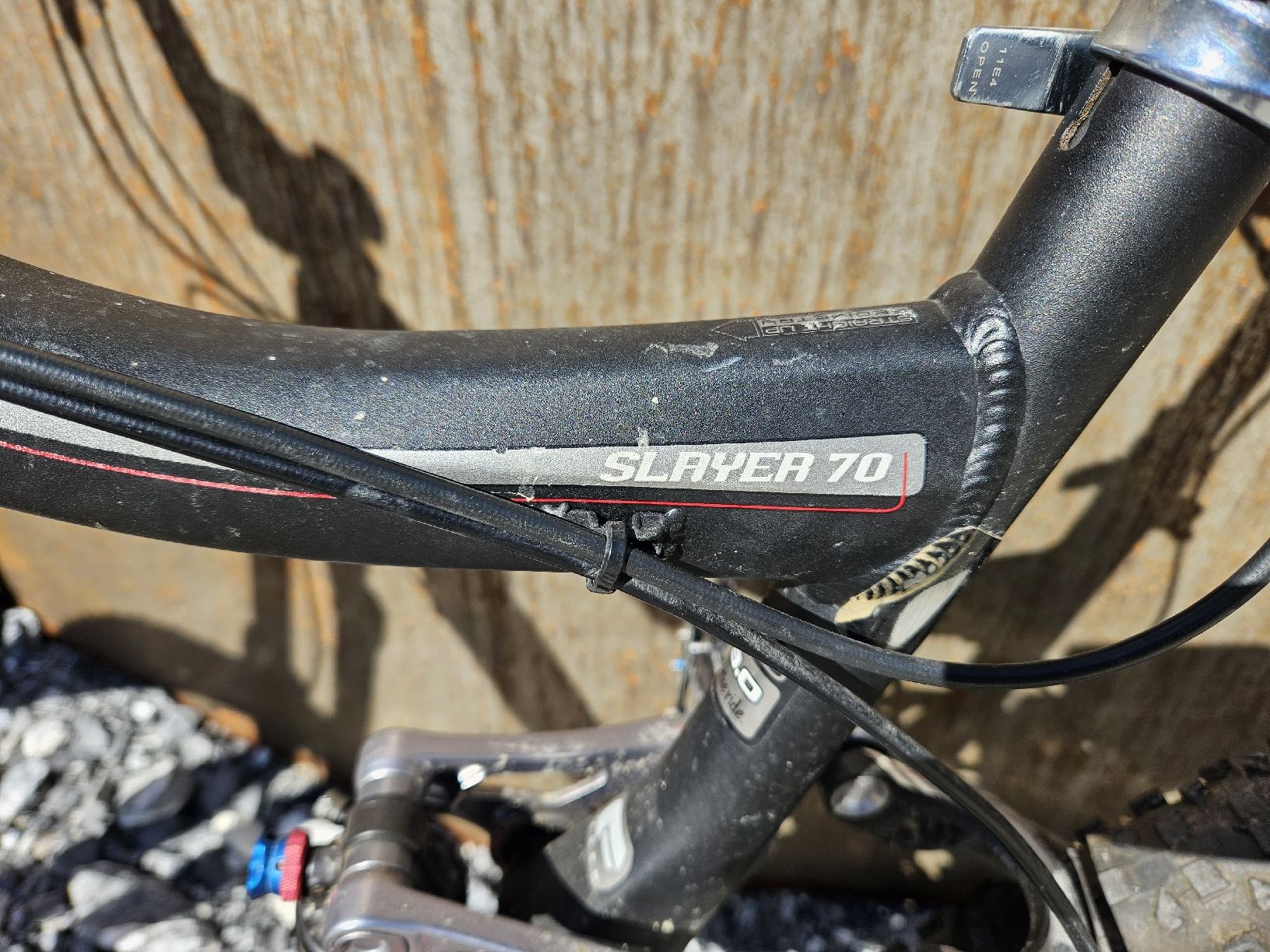 Velos: Rocky Mountain Slayer 70 – Defekt aus Appenzell von MaurusK. 3