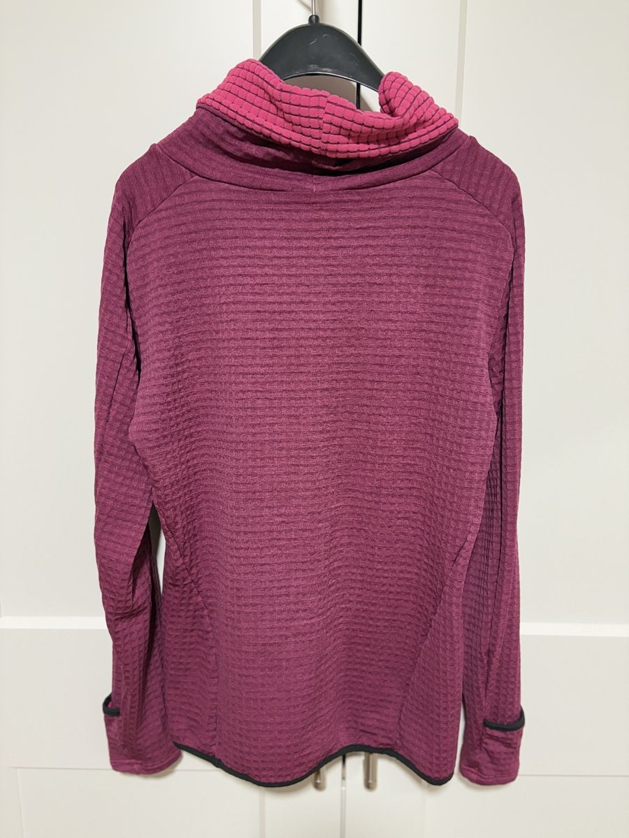 Skinfit Maglioni & Felpe: Skinfit Pullover Grösse – Usato da Tuggen venduto da sunny715 1