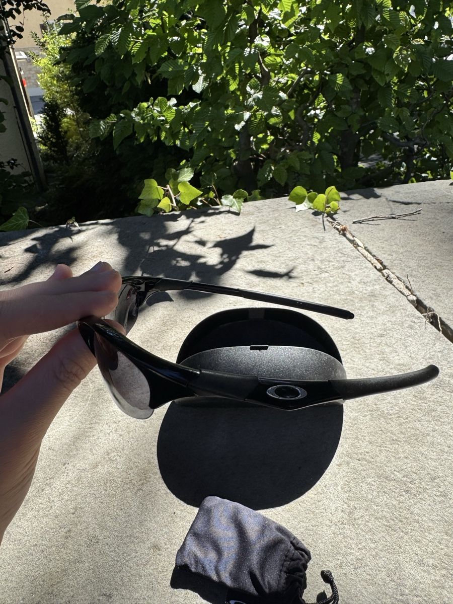 Oakley Occhiali & Lenti: Oakley Half Jacket Sunglasses + Extra Lenses – Usato da Effretikon venduto da rus_2l2p 1