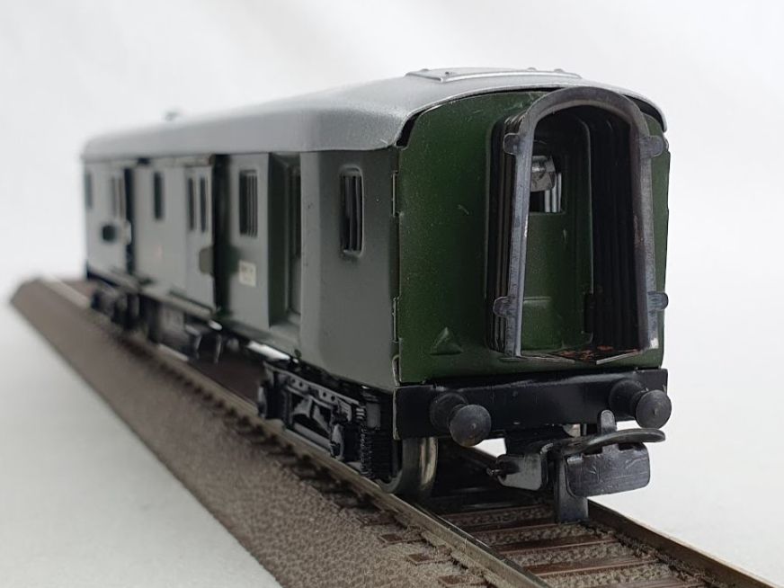 Märklin Modellini di ferrovie: 4017 SBB Leichtschnellzug-Gepäckwagen, Version: 1960 – Usato da Seon venduto da voAllBah 3