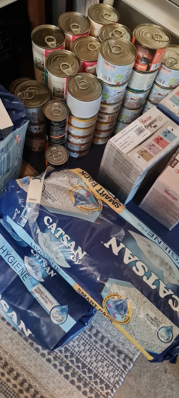 Futter: Katzenfutter div. und Catsan – Neu und originalverpackt aus Aarberg von 2nd_life_things 5