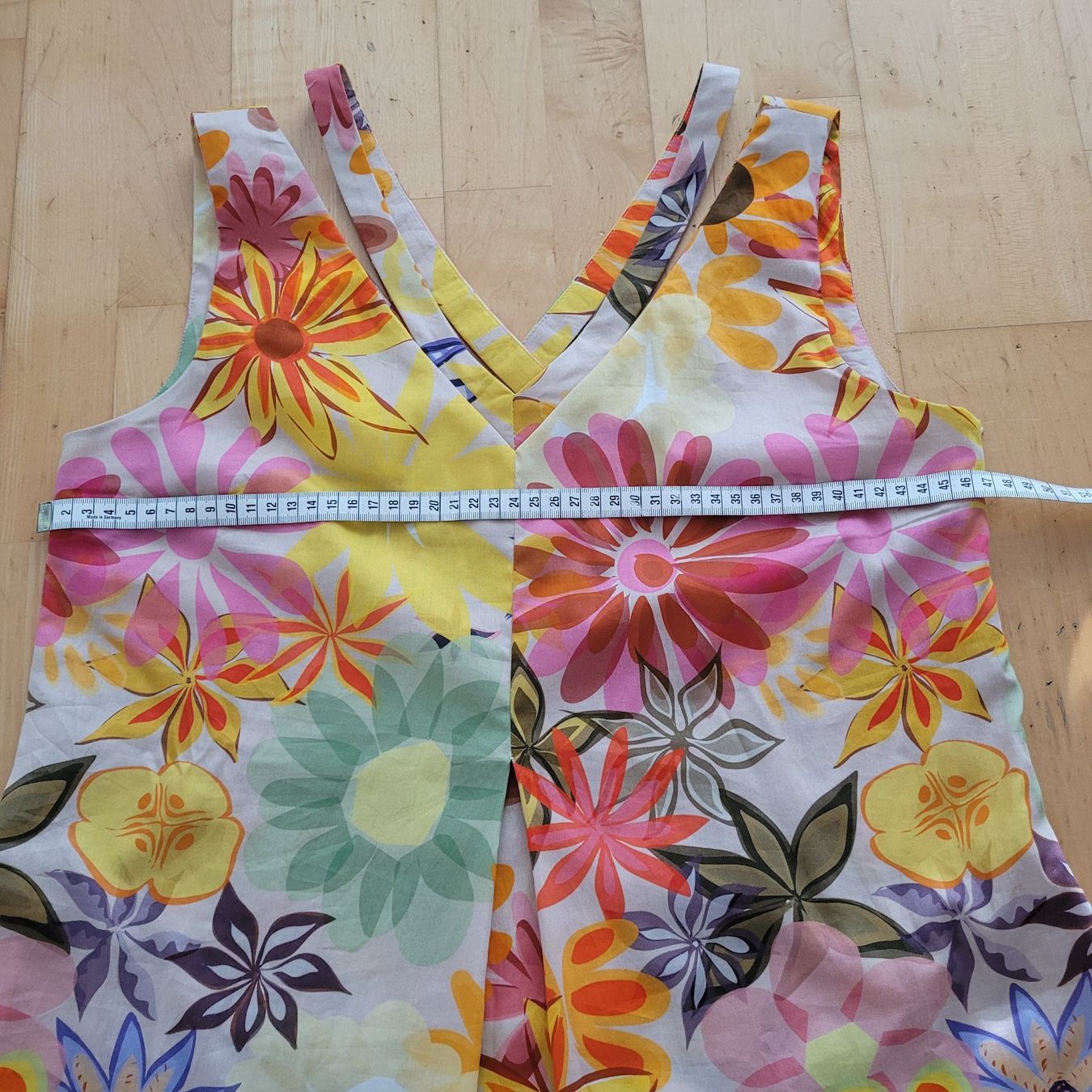 Kleider: Piu Piu Kleid Blumenmuster 38 – Gebraucht aus Untereggen von man_zks8 1