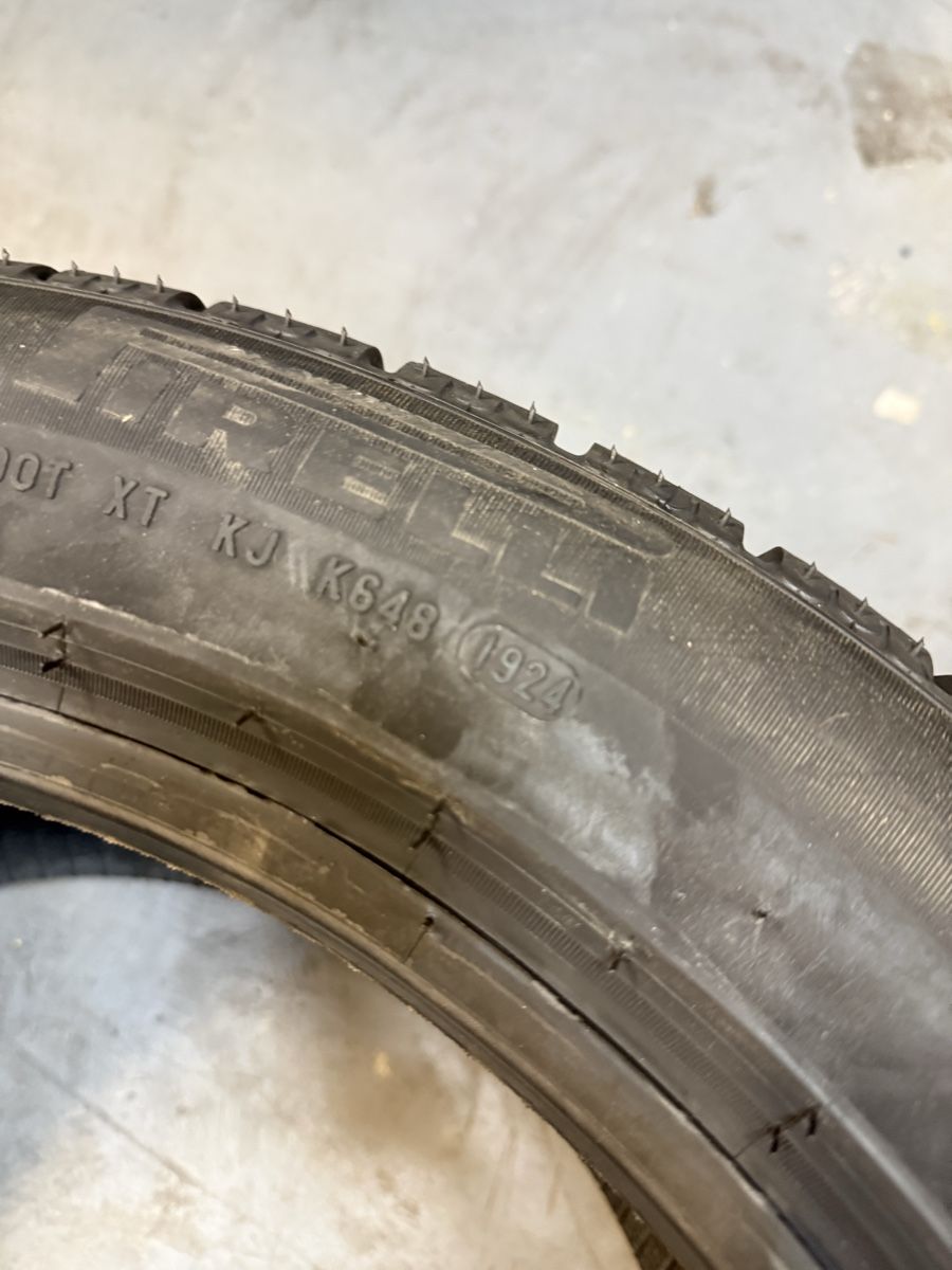 Pirelli Pneus & Kompletträder: Winterreifen 265/45R18 101V Pirelli – Neu und originalverpackt aus Gerlafingen von Pneu-Puric 1