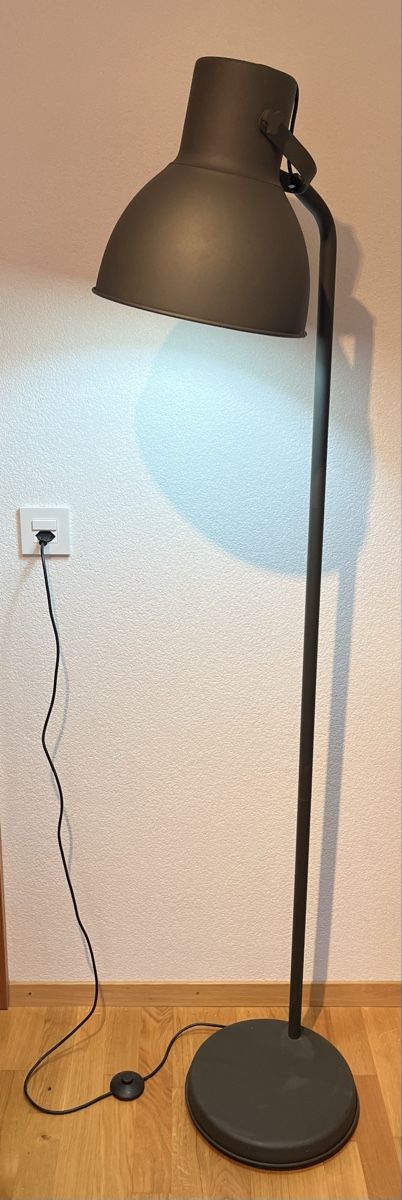 Ikea Lampen: Ikea HEKTAR Standleuchte – Gebraucht aus Lausanne von oneroi