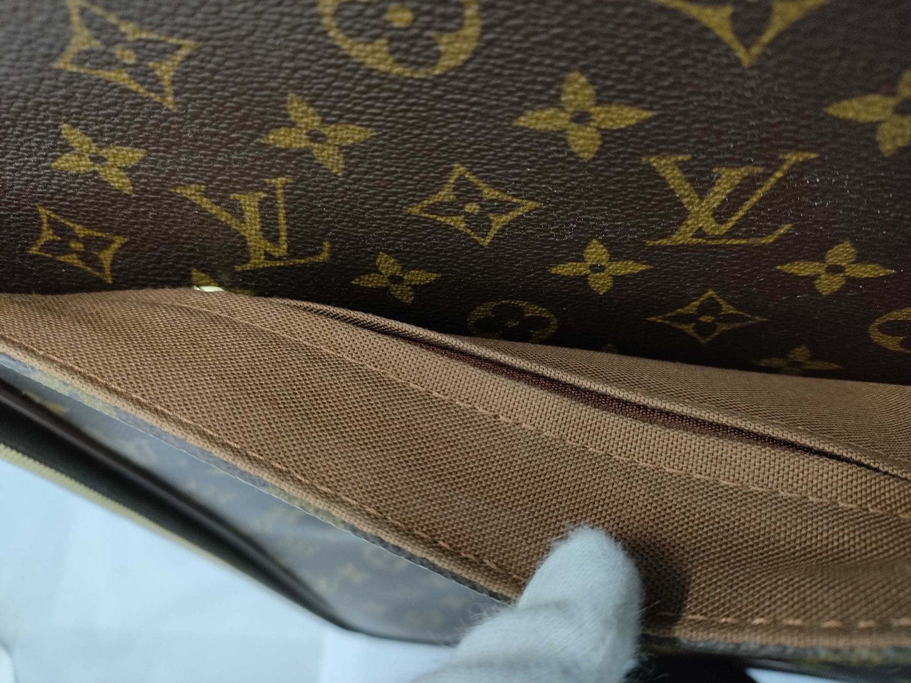 Louis Vuitton Valigie: LOUIS VUITTON ROLLKOFFER PÉGASE 55 MONOGRAM CANVAS NP: 2990 – Usato da St. Gallen venduto da Love_Luxury 9