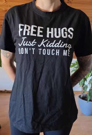 Unisex Shirt Gr.L Free Hugs