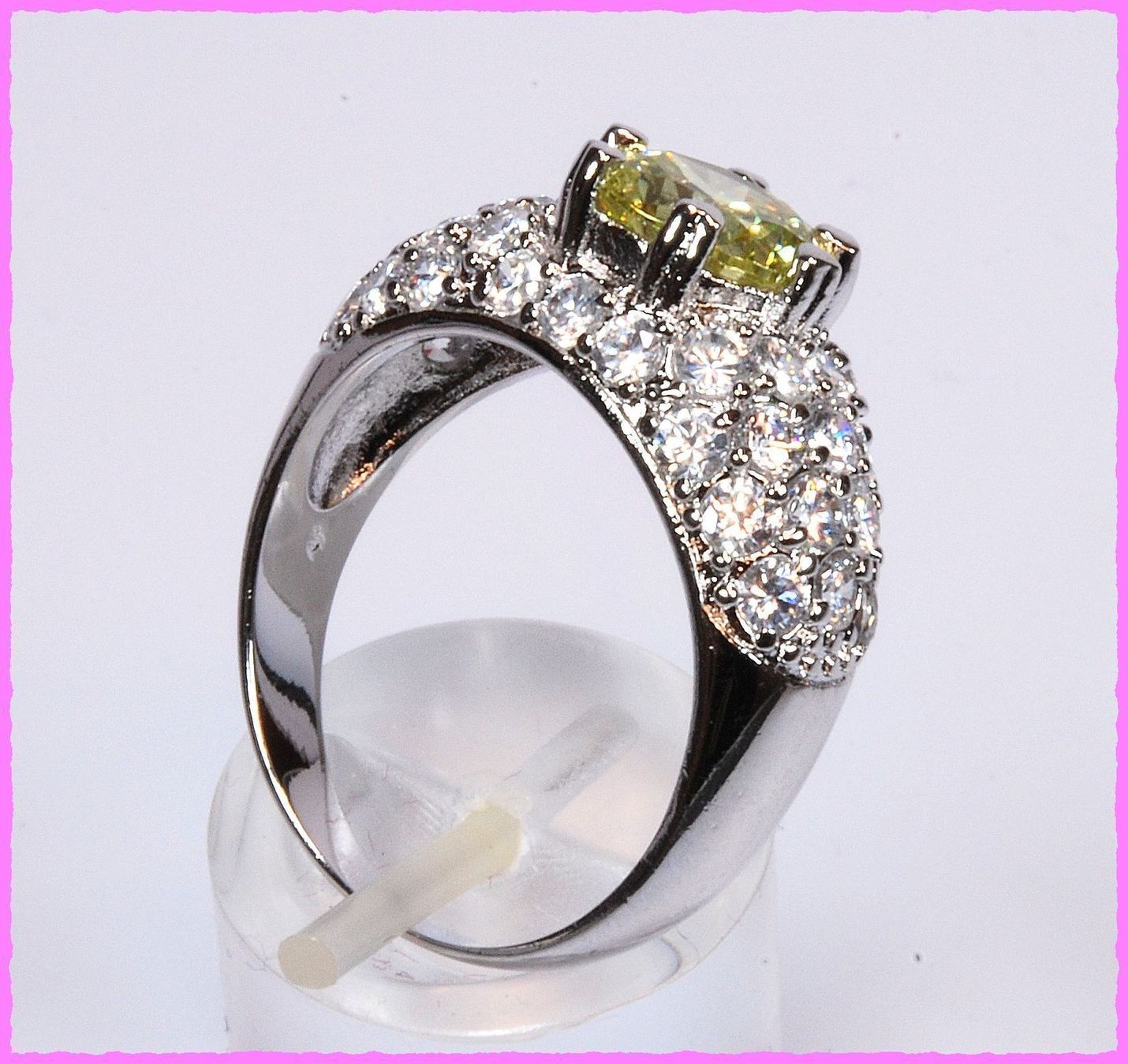 Anelli: Bezaubernder Ring mit Zirkonia – Nuovo e nell'imballaggio originale da Oberglatt ZH venduto da Diamond-Girl 2