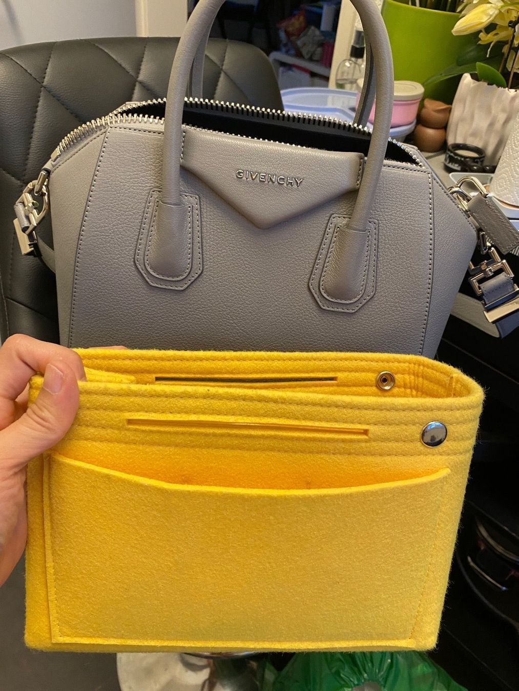 Givenchy Taschen für Damen: Givenchy Antigona Tasche – Gebraucht aus Recherswil von Esmeralda2020 9
