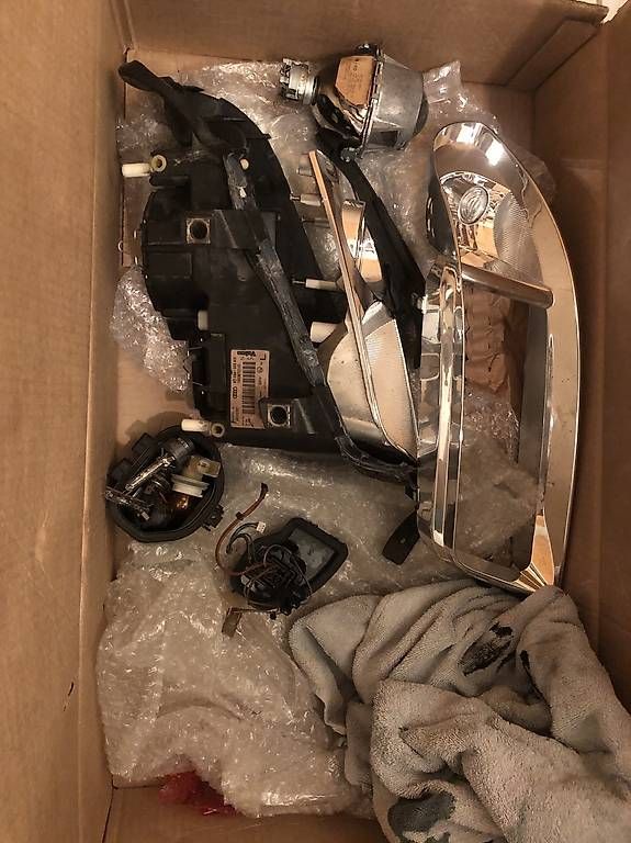 Scheinwerfer: Audi A4/S4 Scheinwerfergehäuse L – Gebraucht aus Winterthur von and_sz6r