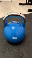 Kettlebell 12 kg blau mit silbernem Griff