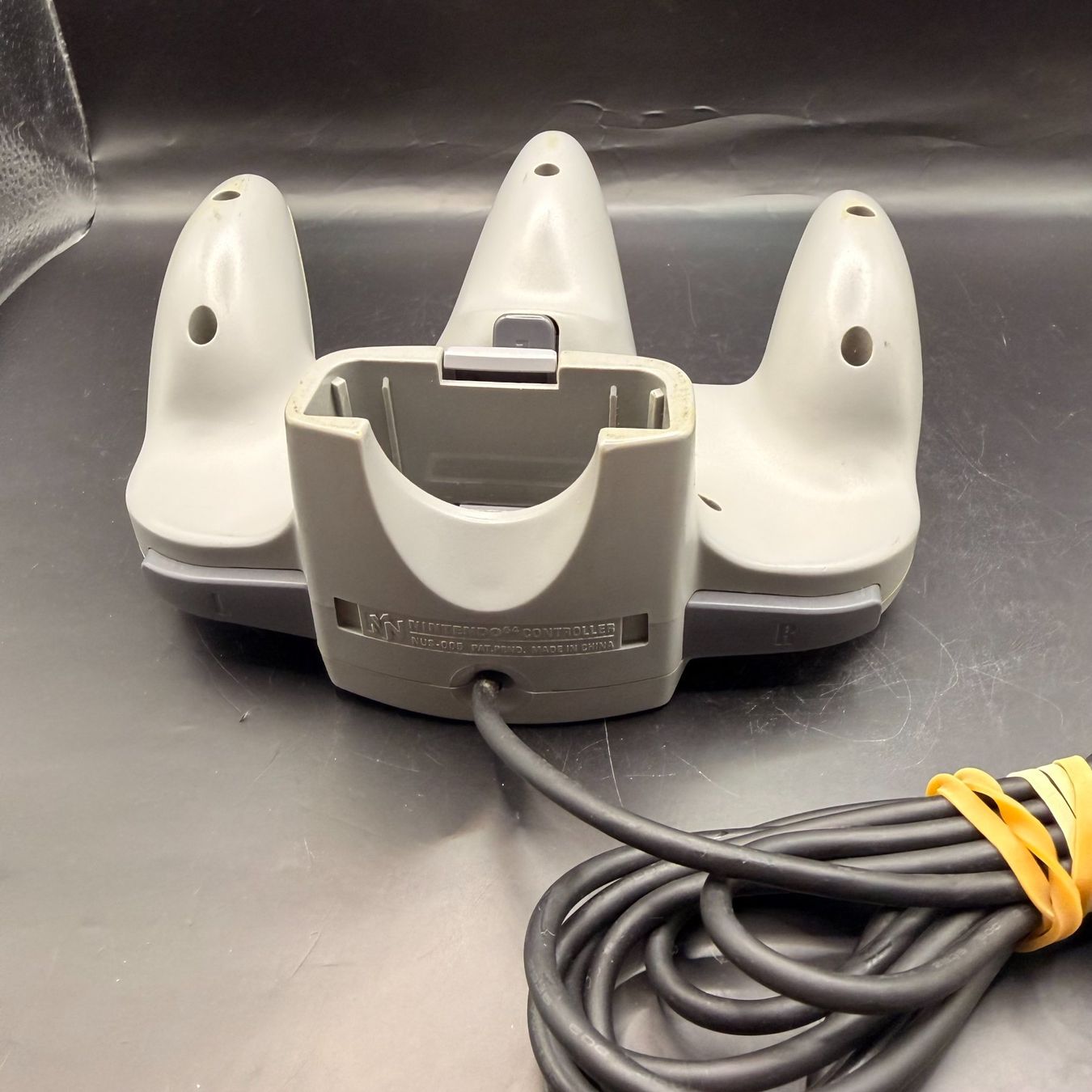 Nintendo Controller: Nintendo 64 Controller Grau – optische Mängel – Usato da Düdingen venduto da Nerdworld 6