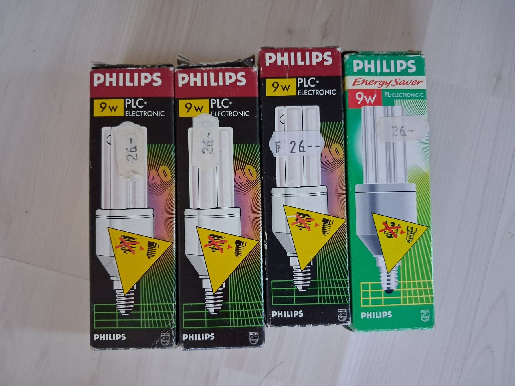 Philips Lampade: 4  SPARLAMPE 9 WATT E 14 – Nuovo e nell'imballaggio originale da langnau venduto da Santos1411