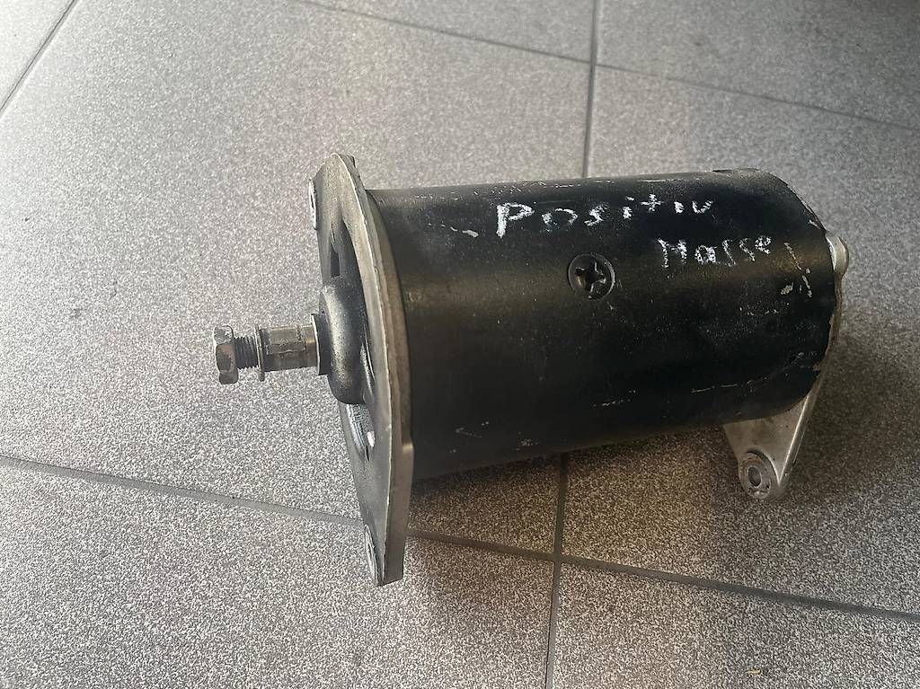 Sonstiges Fahrzeugzubehör: Lucas C40L Dynamo 12V  – Gebraucht aus Mauren von lotus_46 1