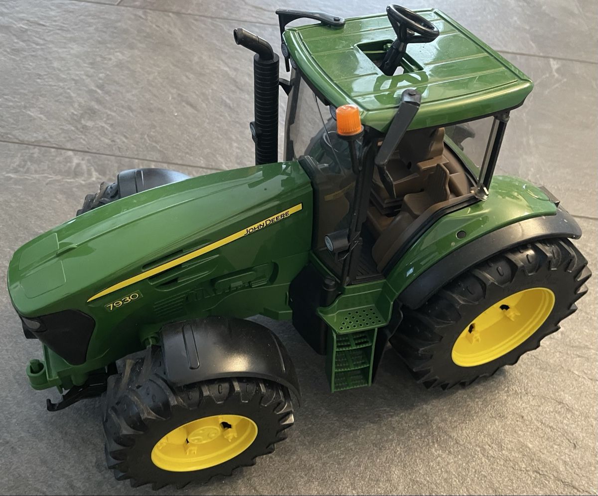 Trattori: Traktor – Usato da Eyholz venduto da gru_t8lx